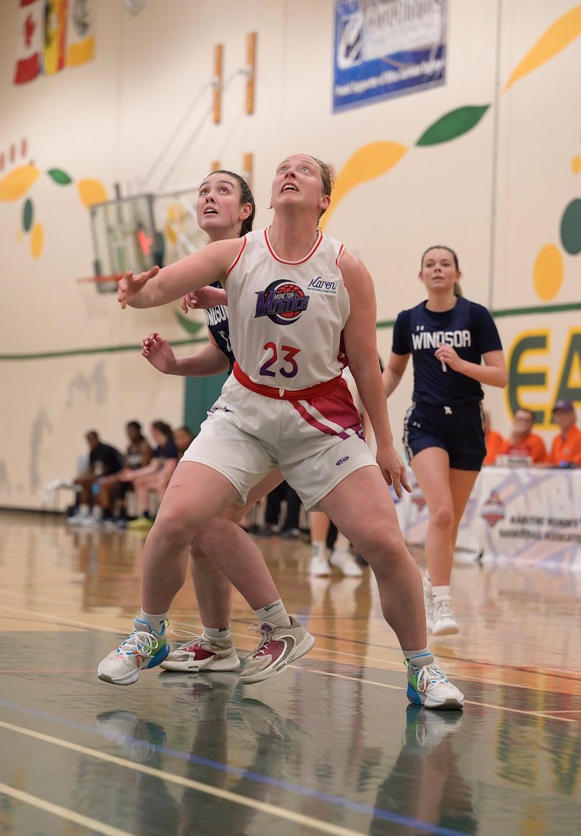 Action shots from today’s @windsor_edge , <a href="/MonctonMystics/">Moncton Mystics</a> game!!🏀 <a href="/the_mwba/">Maritime Women's Basketball Association</a>  <a href="/MaritimeAthlete/">Maritime Athletic PROfiles</a>