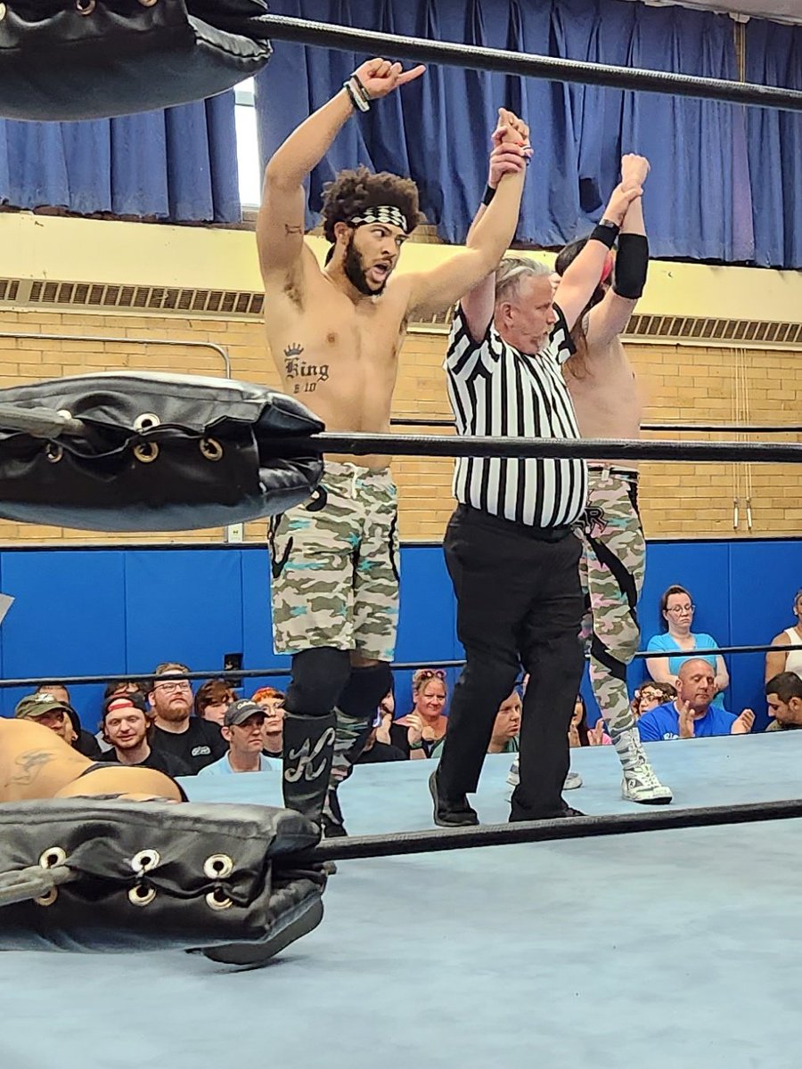 ovi_hhwshow's tweet photo. @RealMiracleGen on a winning streak. Should they be looking to be next for the tag team titles? @newwrestling1 https://t.co/U02i5VuXkz