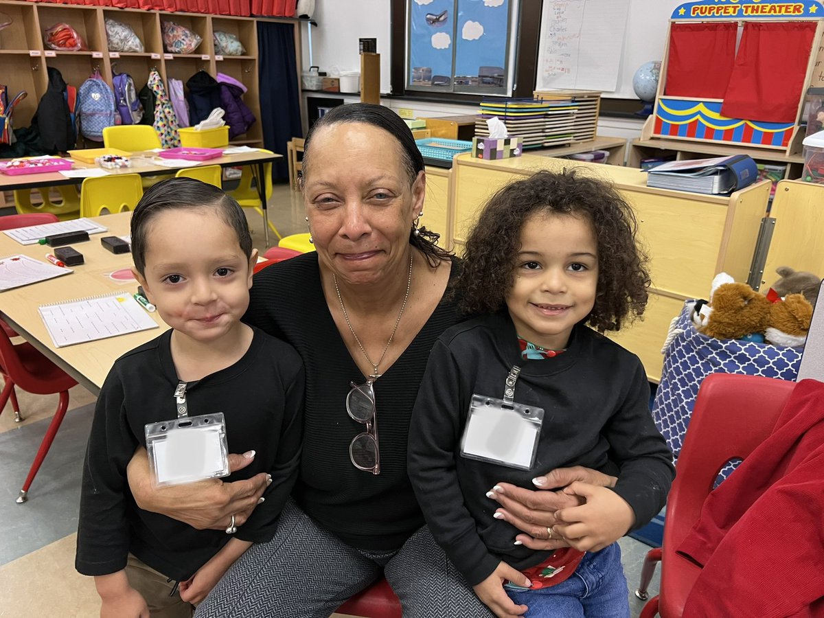 Thank you, Mrs. Glover for your many years of service, love, and kindness! Congrats on your retirement! ❤️🖤❤️ <a href="/SDoLPreK/">SDoLPreK</a>