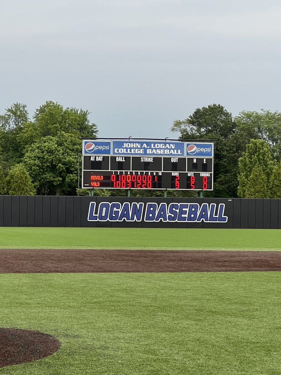 Your 2023 Region XXIV Champs! #Vols  win 9-2 over KC to bring home the championship!! Brandon Keyster went 8 strong innings to pick up the win and Tournament MVP honors