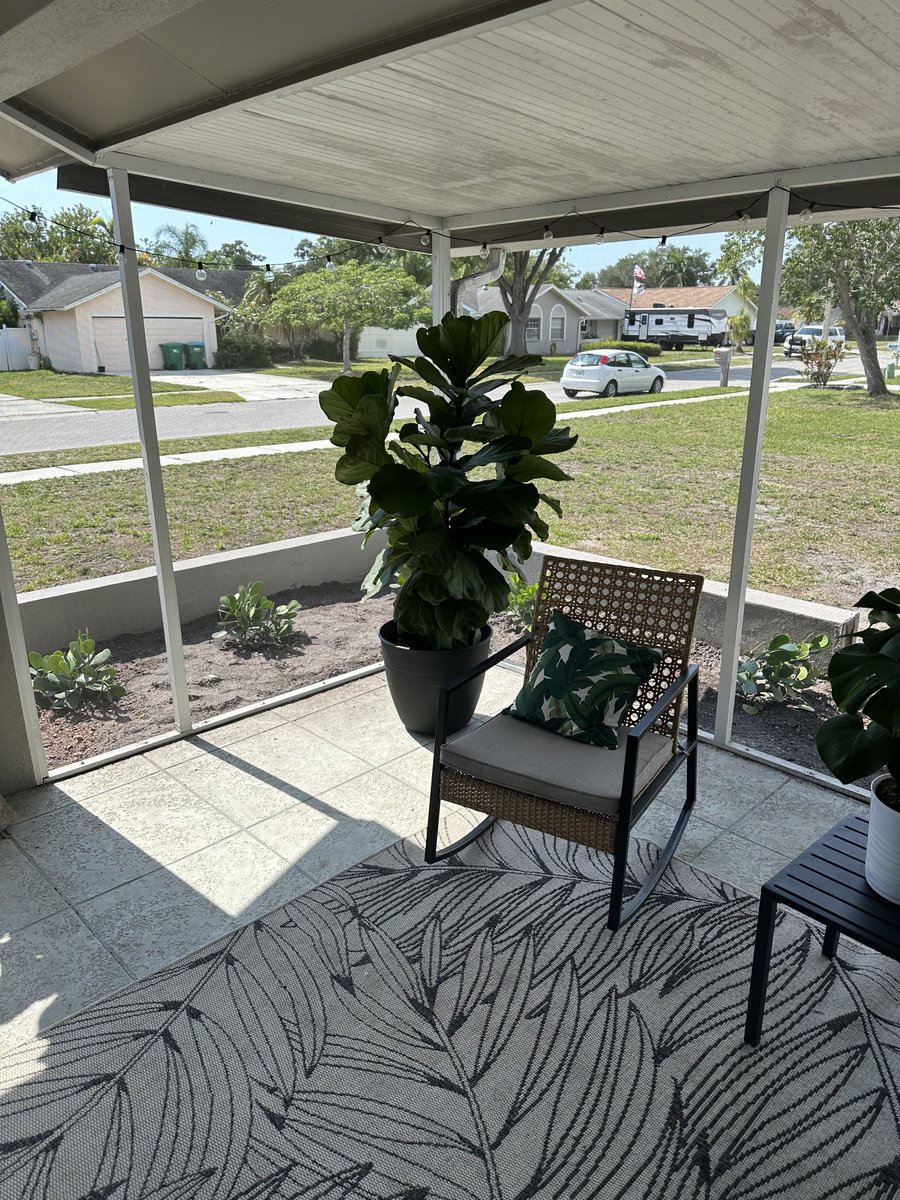 jvcobjewell's tweet photo. jetted some wells for irrigation, took wifey plant shopping, and started her a little privacy plant wall :^) https://t.co/6B0lqu1gWc