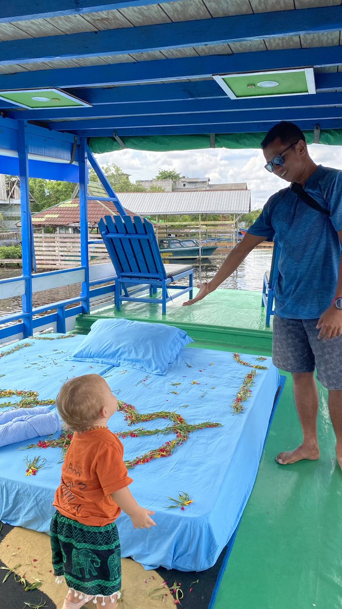 sistertour's tweet photo. See the best of #orangutantour &amp; #dayak on a family friendly tour and discover the jungle through your baby’s eyes. Your private tour includes fun activities, entertaining stories, a tasty treat, and unforgettable memories that your whole family will cherish forever #sistertour https://t.co/lMFjPcTYWo