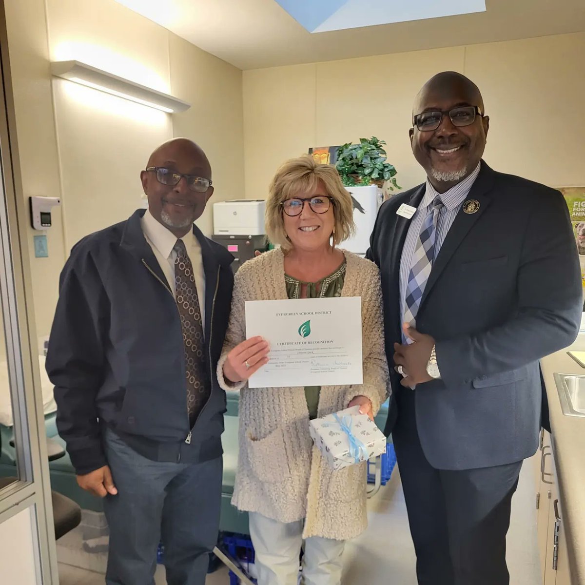 Dr. Antoine Hawkins tweet media