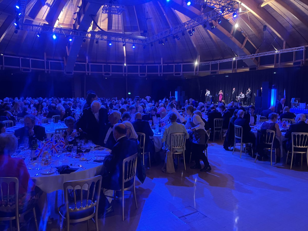 CllrCarpenter's tweet photo. #CDOConference dinner &amp; dance - so many like minded people. 😊 Thank you, ⁦@peteratcmc⁩ 😊👍 https://t.co/9tsZO3lM5k