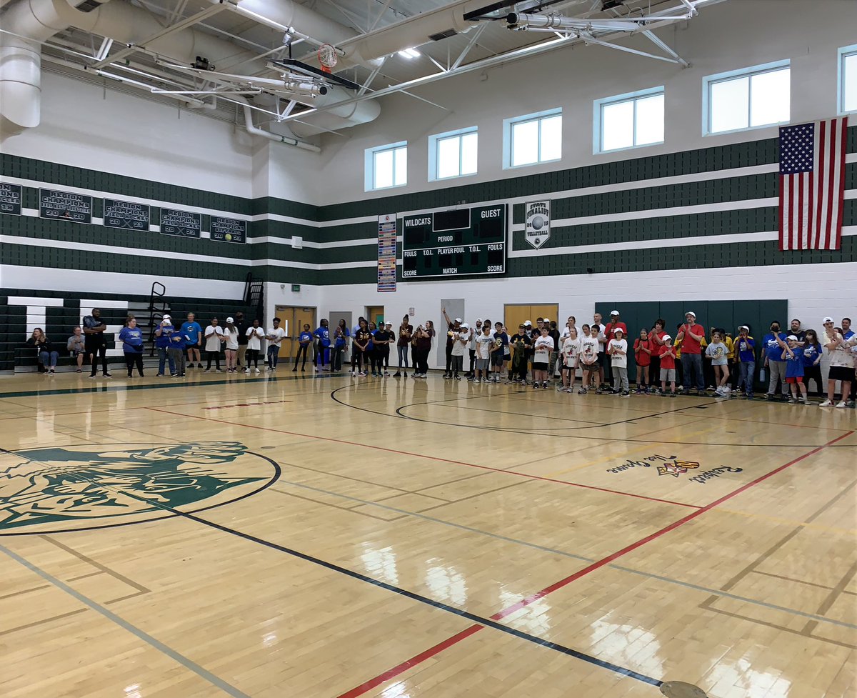 JaneLichter's tweet photo. Thanks to the The Education Foundation for coordinating a wonderful event day! Thanks to all of the students, families, teachers, staff, administrators, and community members who participated in todayβs activities. It was wet but that didnβt damper the fun!! https://t.co/MkQLMHzWSI