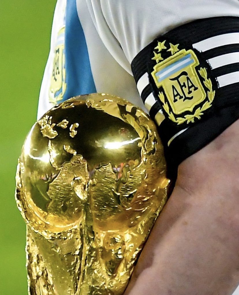 TorresErwerle's tweet photo. Paso a recordarles que somos campeones del mundo. https://t.co/CVV2TmCyMi