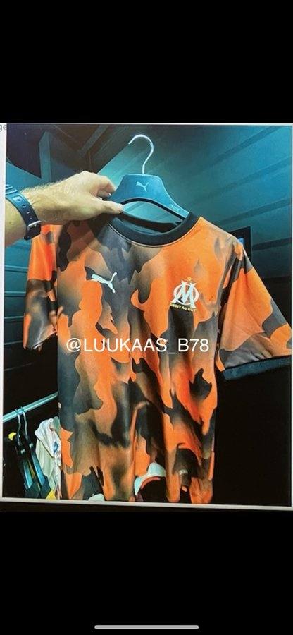 Infos OM on X: 🎽Le maillot Third de l'OM pour la saison 2023/2024. Vous  en pensez quoi ? 🤔 #TeamOM 📸@Luukaas_B78  / X