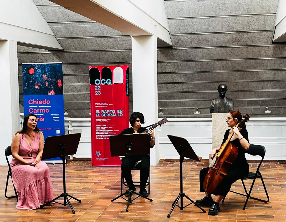 RCSMVE's tweet photo. Imágenes del magnífico concierto realizado por el alumnado del RCSMVE en la casa museo Manuel de Falla para conmemorar el Día Internacional del Museo. Enhorabuena por el gran trabajo!! https://t.co/ANzJbVTOfa