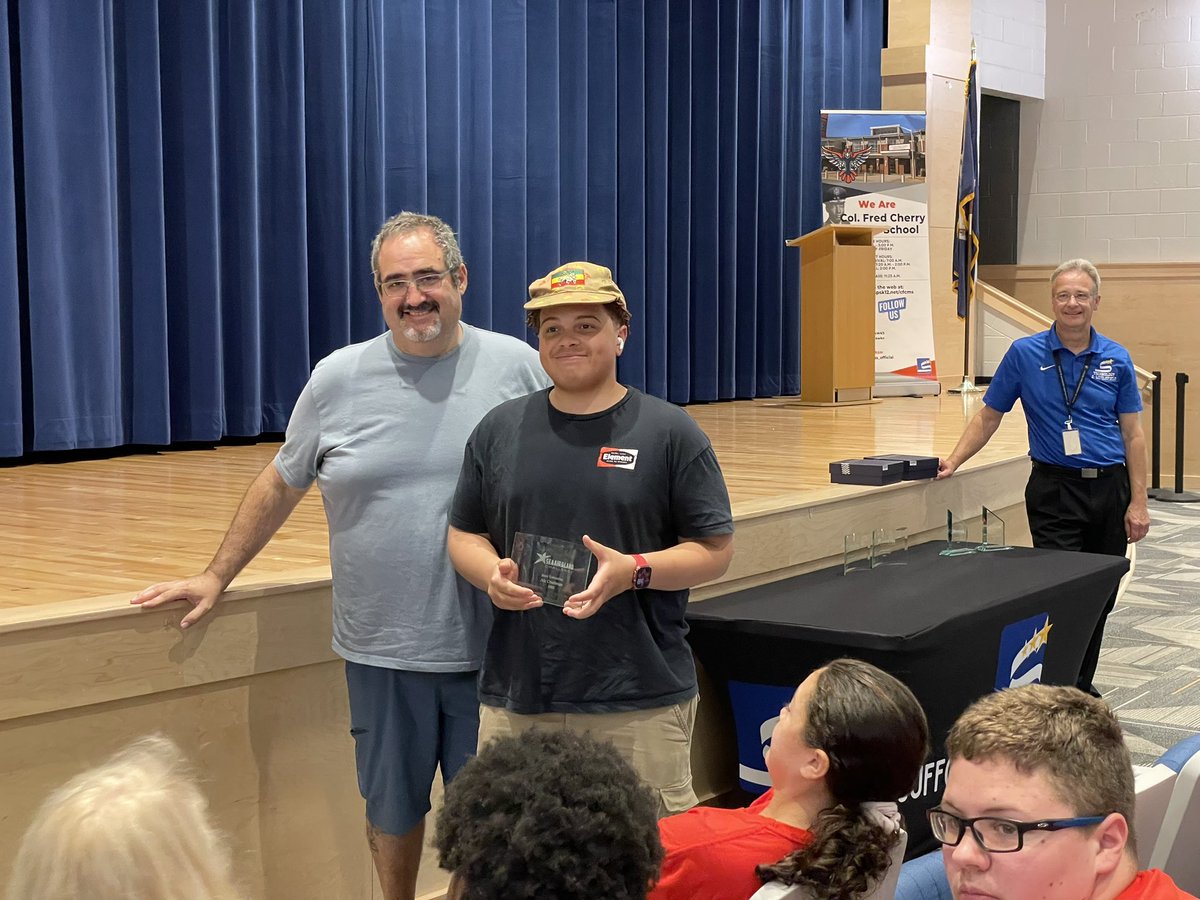 PackerEngineers's tweet image. SHS Engineering 3/4 wins a 2023 REPEAT SWEEP of the Eastern VA-earning Best Execution in all categories of the Regional Sea, Air, Land Challenge!!!  Next step-celebrate at prom tonight! @IWCSchools @OfficialSHSPack