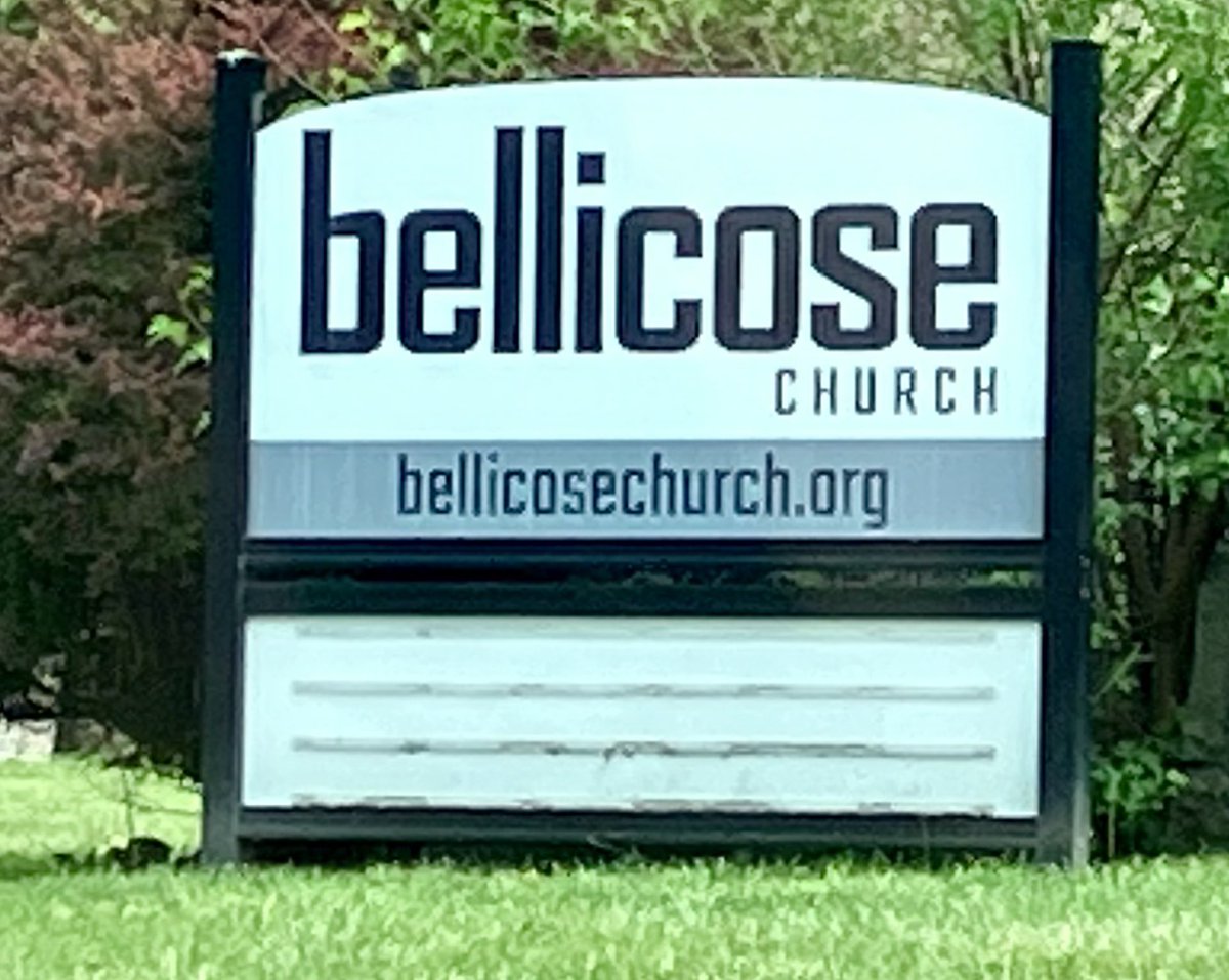 GregTamblyn's tweet photo. The definition of oxymoron: https://t.co/OIZFTcdGuA