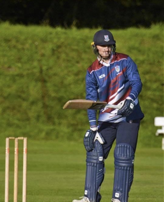 Superb 💯 today from <a href="/SteffRobzz/">Steffan Roberts</a> made batting look easy. 

Real class act 💪👊👏👏👏

🏏1️⃣0️⃣2️⃣ Runs

🟠1️⃣2️⃣6️⃣ balls 

4️⃣s x 7️⃣

6️⃣s x 2️⃣

🦢💪🏏🔥☀️