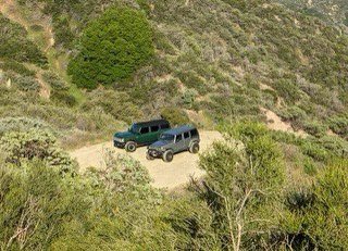 RacewayFleet's tweet photo. Hitting the trail is a great way to enjoy time with family and friends, even when they drive Jeeps! You just have to be patient and wait for them at the top!!
#unidosstronger https://t.co/sgkMsW5xvT