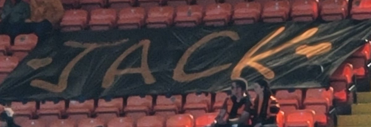 The minutes applause for wee Jack from <a href="/DundeeWestFC/">Dundee West FC</a> 2016 was well observed from everyone at Tannadice this afternoon ❤️💙🧡🖤