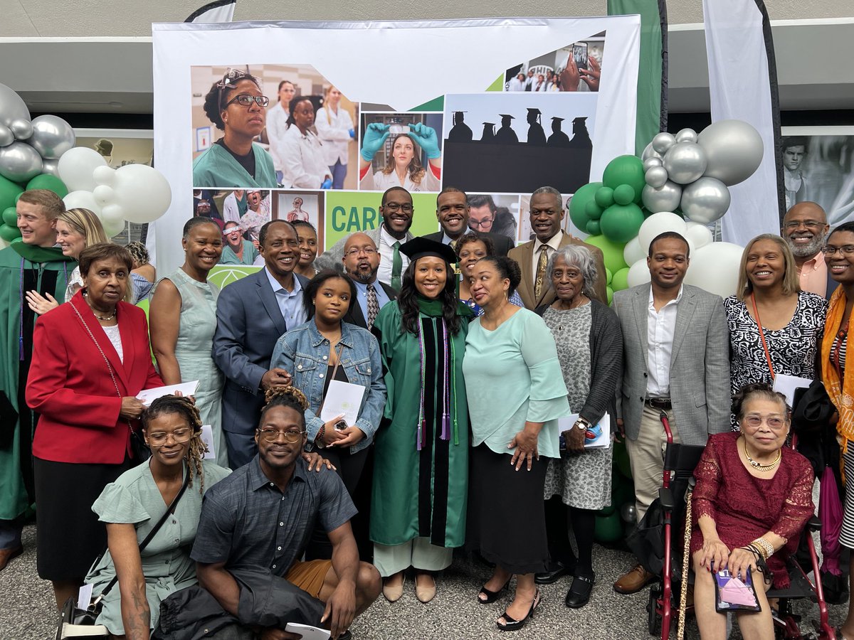 First time I have ever seen a graduation speaker generate a crowd like a rock star. All I can say is wow Tyree Winters, DO!! ⁦<a href="/tmswDO/">Tye Winters, DO</a>⁩ ⁦<a href="/OUHCOM/">Heritage College</a>⁩