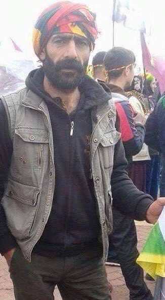 2015 Seçimlerinde Parti çalışanımız Hamdullah ÖGE katledildi.Failleri halla bulunama di.Hamdullah ÖGE yi unutmayalım.
Birlikte değiştirelim değişim bir oy a bağlı.
Kanireş.
Çewlik.Haşkımıza Unutmayalım unutturmayalım