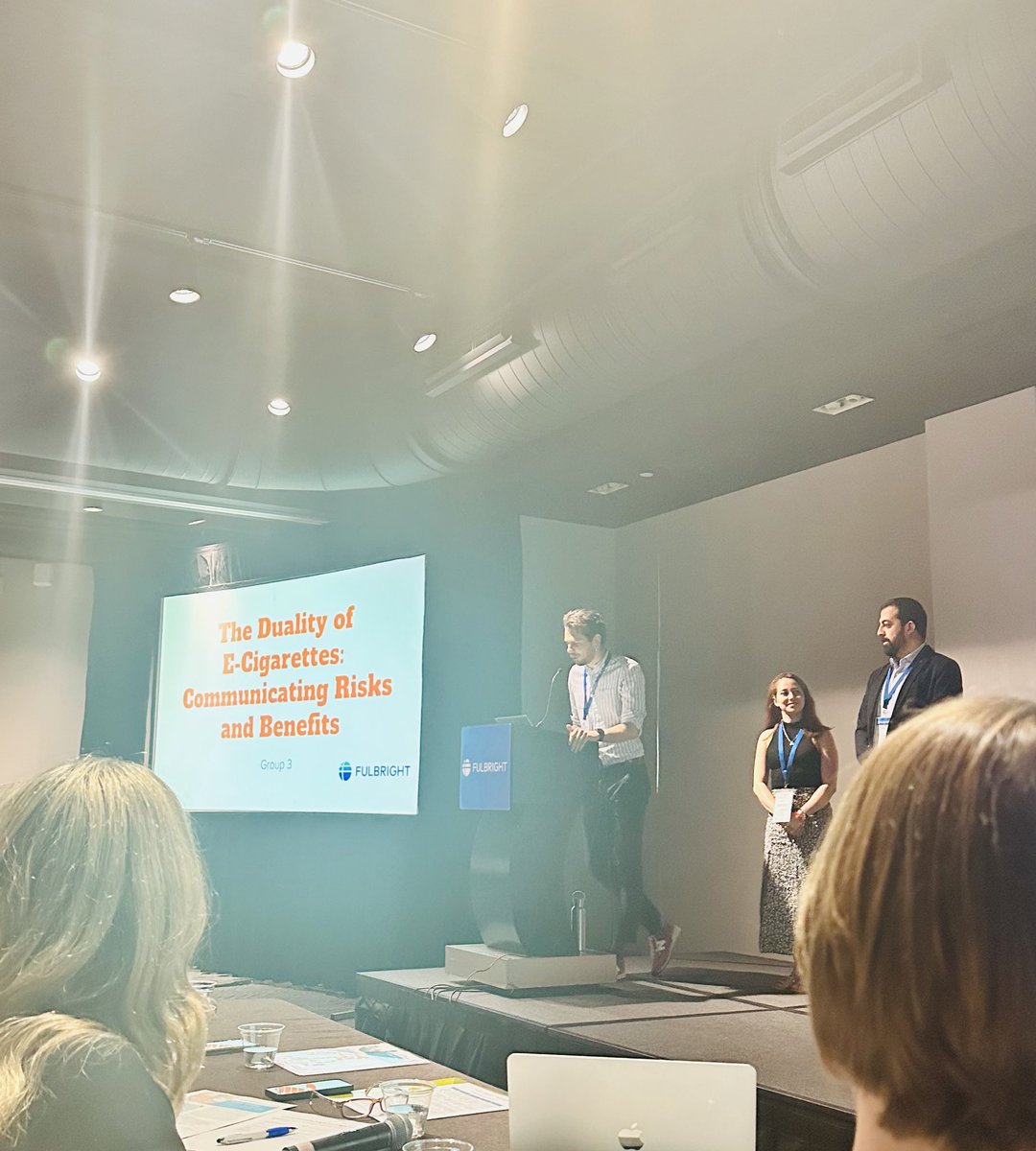 DijoKhadija's tweet photo. Final Presentations Day: Fostering the strength of #fulbrighters from diverse academic and cultural backgrounds 💪🏻 Group 03: Pitching the duality of E-cigarettes #Fulbright @FulbrightPrgrm https://t.co/GxsF1PPaDl