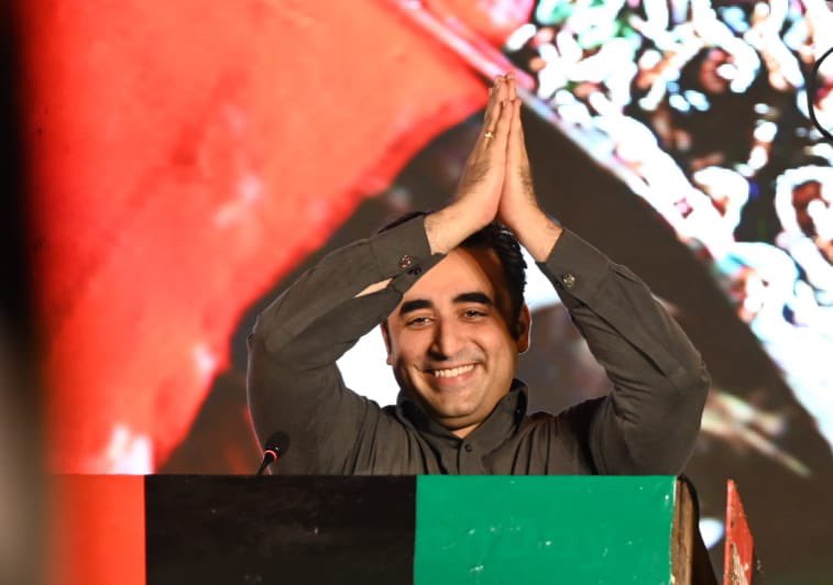 JamilManjPPP's tweet photo. سندھ بھر کے بلدیاتی انتخابات میں کامیابی پر چیئرمین پاکستان پیپلز پارٹی اور وزیر خارجہ بلاول بھٹو زرداری کا سندھ کی عوام سے اظہار تشکر
@BBhuttoZardari 

 #ShukriaSindh https://t.co/XkWJzrabSX