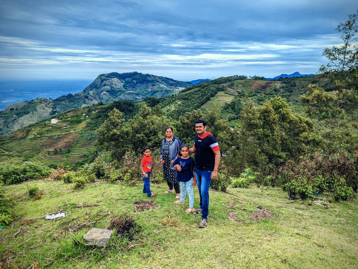 praveenc85's tweet photo. ஆனந்த யாழை மீட்டிய போது...  🥰❤️🤘

#LifeIsBeautiful #Travel #TravelDiaries #Memories #MemoriesForLife #Kodaikanal #hillstation #familytravel #FamilyTrip #familtytime https://t.co/RRPVc3Fo2y