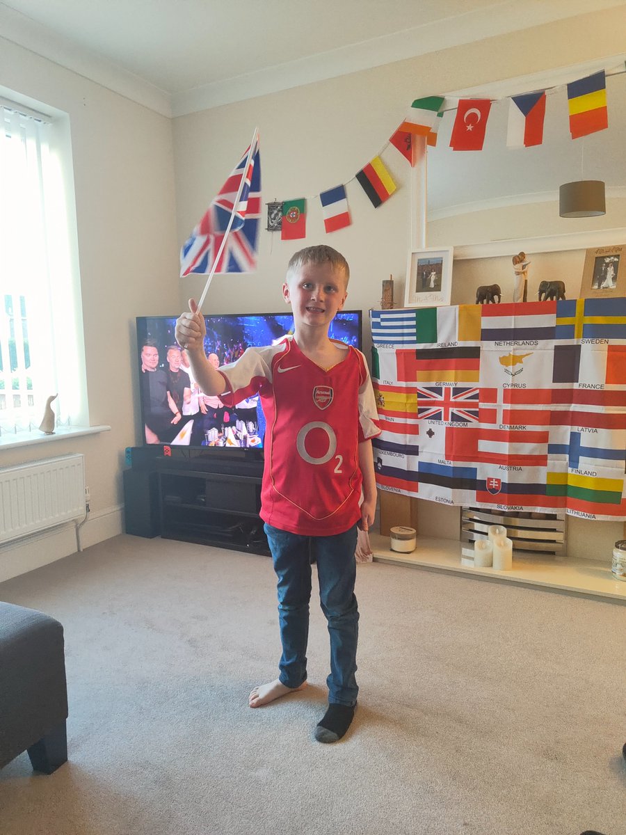 jaynejarvis's tweet photo. @bbceurovision Oscar is moving Eurovision, we are letting him stay up until the voting #Eurovision2023 #Eurovis https://t.co/H60fwfNnFx