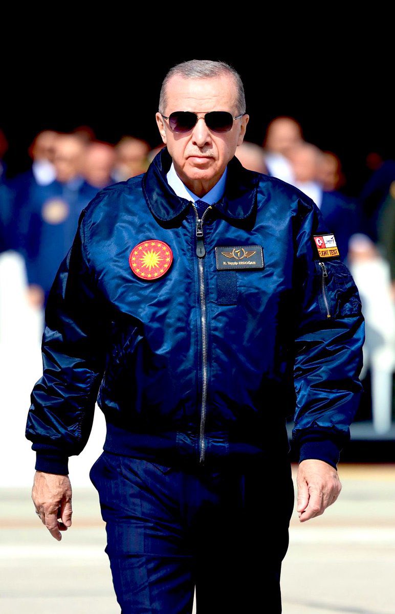 <a href="/sgokbakar/">Şahan Gökbakar</a> Reis’le devam