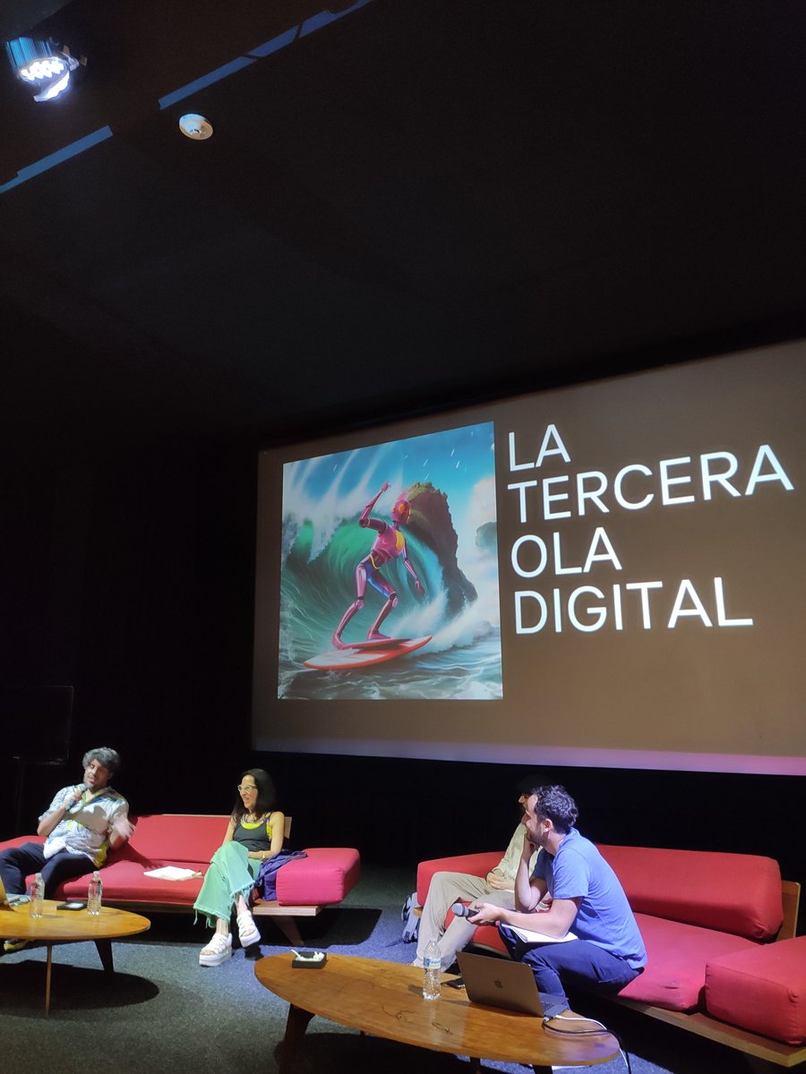 Comenzamos el panel ¿Cuál es el futuro de la creatividad?
Participan: 
<a href="/canekzapata/">☁</a> 
<a href="/tania_ae/">tania aedo</a> 
<a href="/dbarbedillo/">Daniel Barbedillo</a> 
Modera:
<a href="/emirandatriguer/">Ernesto Miranda</a> 
<a href="/CCDmx/">Centro de Cultura Digital</a>
<a href="/GaleriaBaaxal/">Galería Báaxal</a>
