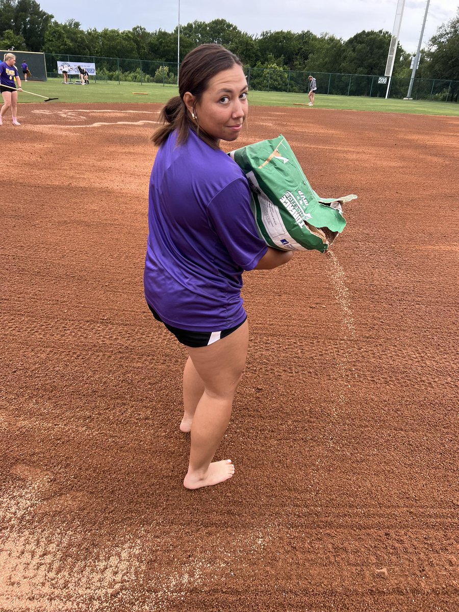 Jessica2_3's tweet photo. @CruSoftball Field Cru🫡🫡 https://t.co/p5ZFRcKrS3