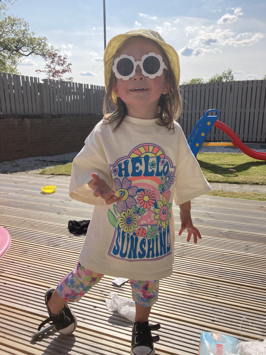 michaelamacdon3's tweet photo. Fun in the sun ☀️ https://t.co/wTGeR3JNs5