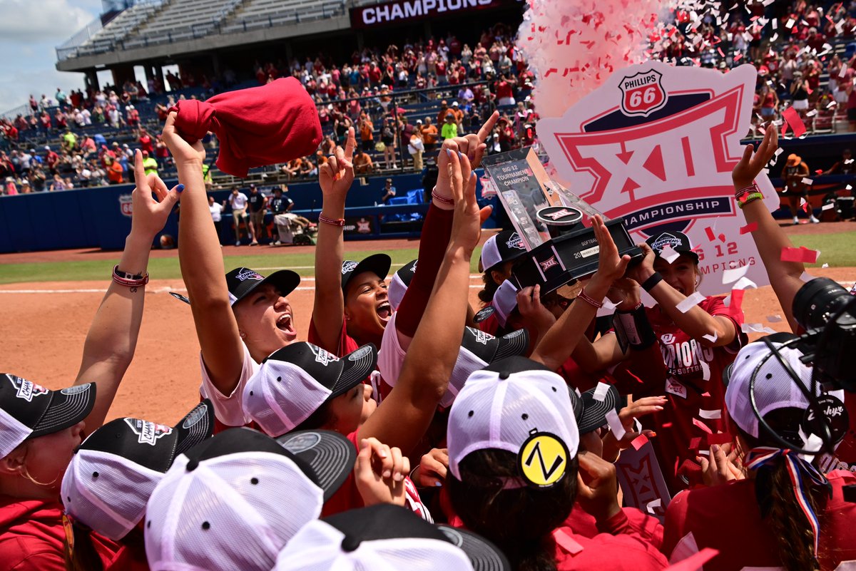 Oklahoma Softball on Twitter: "๐๐ฐ๐จ ๐ญ๐ซ๐จ๐ฉ๐ก๐ข๐๐ฌ ๐๐จ๐ฐ๐งโฆ๐"
