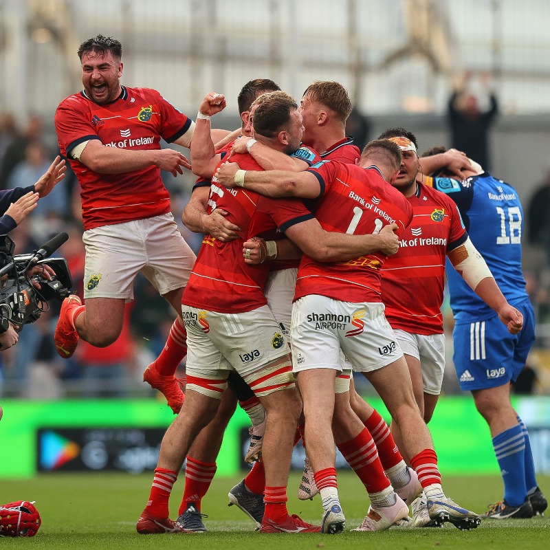 Munsterrugby's tweet photo. 🗞️ REPORT | Munster won a #URC epic at the Aviva Stadium against Leinster on Saturday evening to clinch a place in the final, read all about it ⤵️

#LEIvMUN #SUAF 🔴
