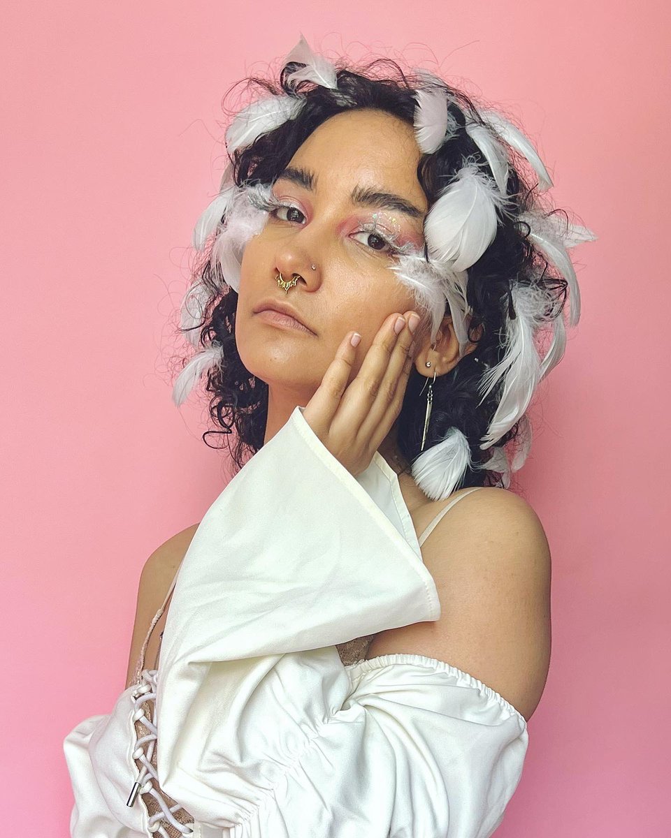 Mdc_F7's tweet photo. Cherub on my insta Mdc_f7

#selfiegameonpoint #selﬁeoftheday #selfiemoment #selfiepics #selfportraits #portraitshots #portraitclub #portraitphoto #portraitshoot #portraitsociety #portraitartist  #outfitlook #happy #style #positivevibes  #happiness  #love #fashion #art #beauty https://t.co/phKb6lhYFS