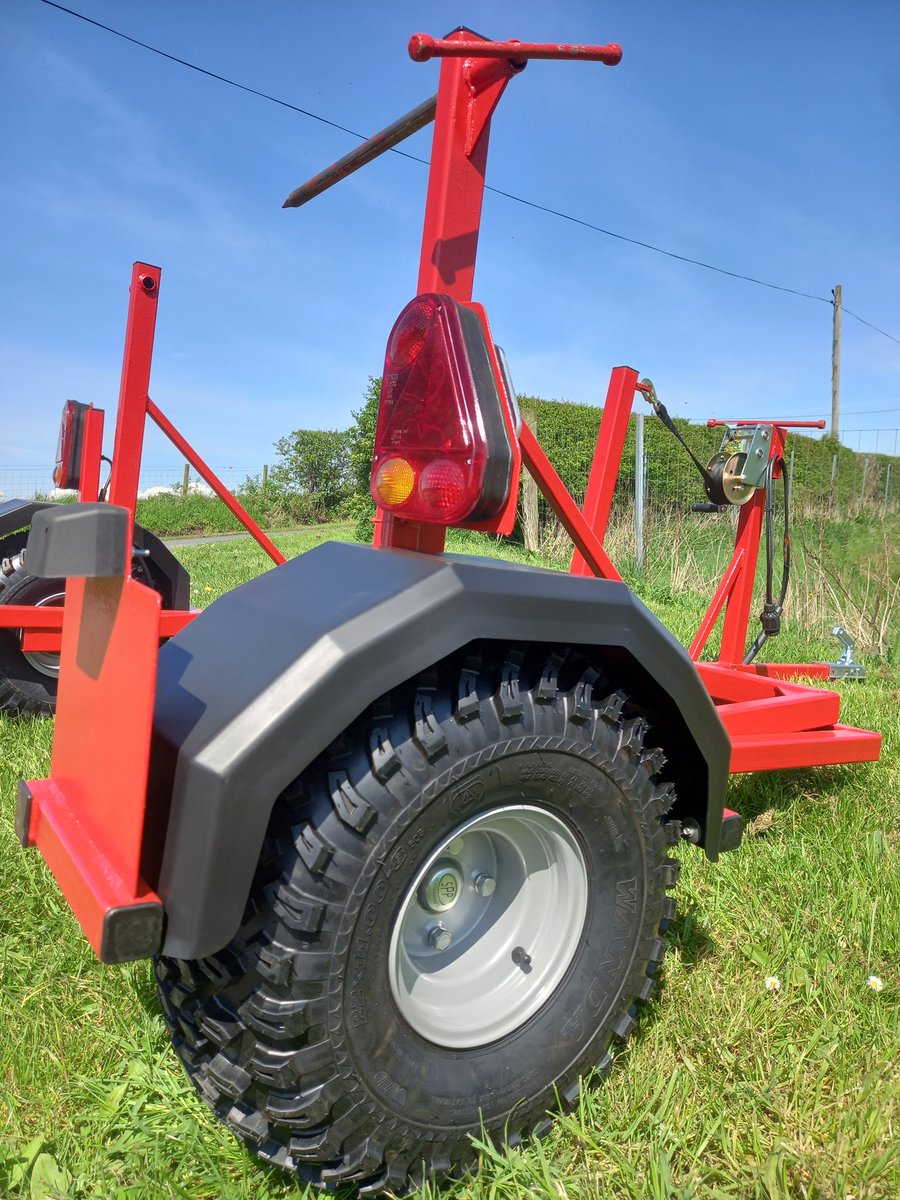 Our Bale unrollers now come with an options list. Road lighting kit and mudguards.