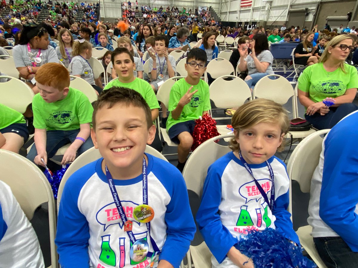 Christine Arnold tweet media