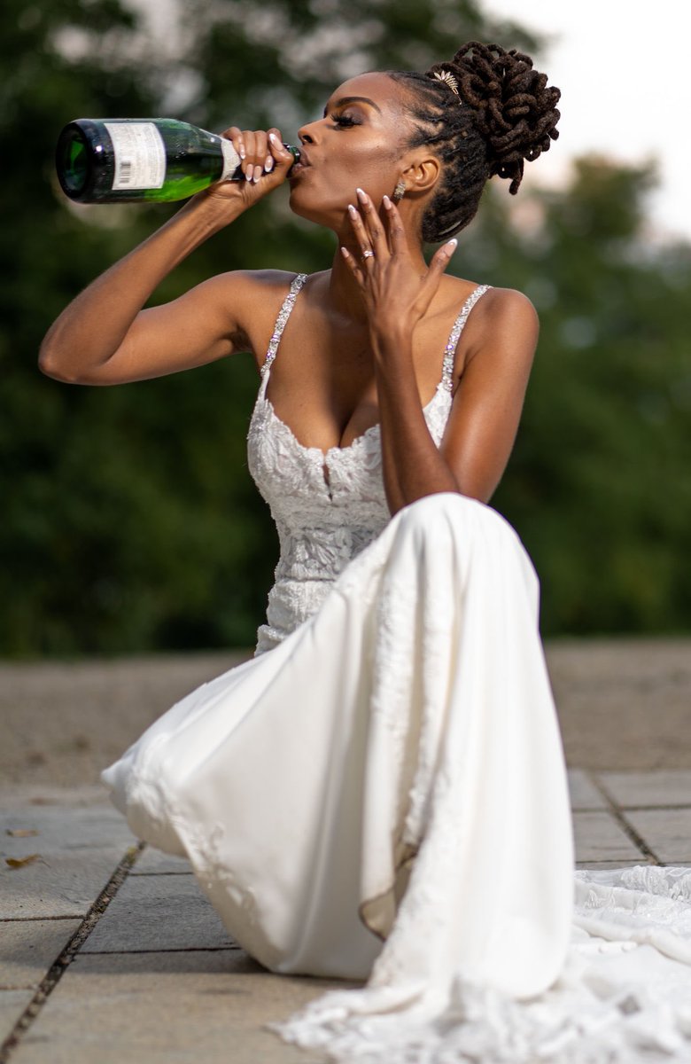 just_gwright's tweet photo. @ar3images Shot my first wedding entirely on an 85 mm. Thank God thanks turned out right 🙌🏾 #sonyworld https://t.co/nuW1QyNKbo