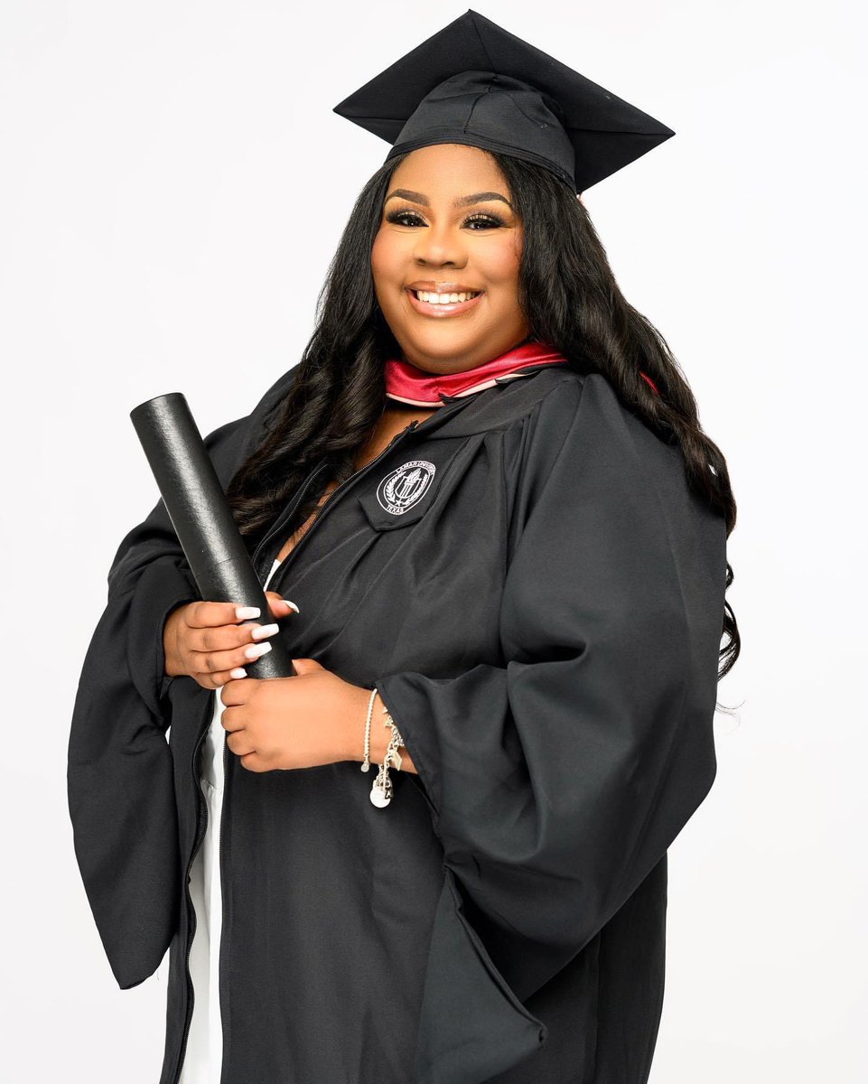 LadyCrystalJ's tweet photo. She MASTERED it‼️‼️‼️. Congratulations Niecey 💃🏽💃🏽💃🏽💃🏽
Watch LIVE at 3PM today‼️
https://t.co/jFpSjuanh8
#lamaruniversity #Barley #niece #doyou https://t.co/PMWD3vkvA9