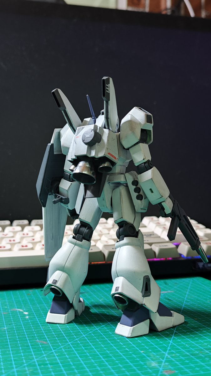 KRTfrom2018's tweet photo. First time to build a GUNPLA with pen paint🫤HGUC JEGAN https://t.co/pXdfHNlBZa