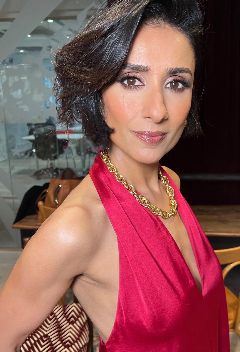 (⭐)STAR(⭐)THROBS(⭐) on Twitter "Anita Rani reds"