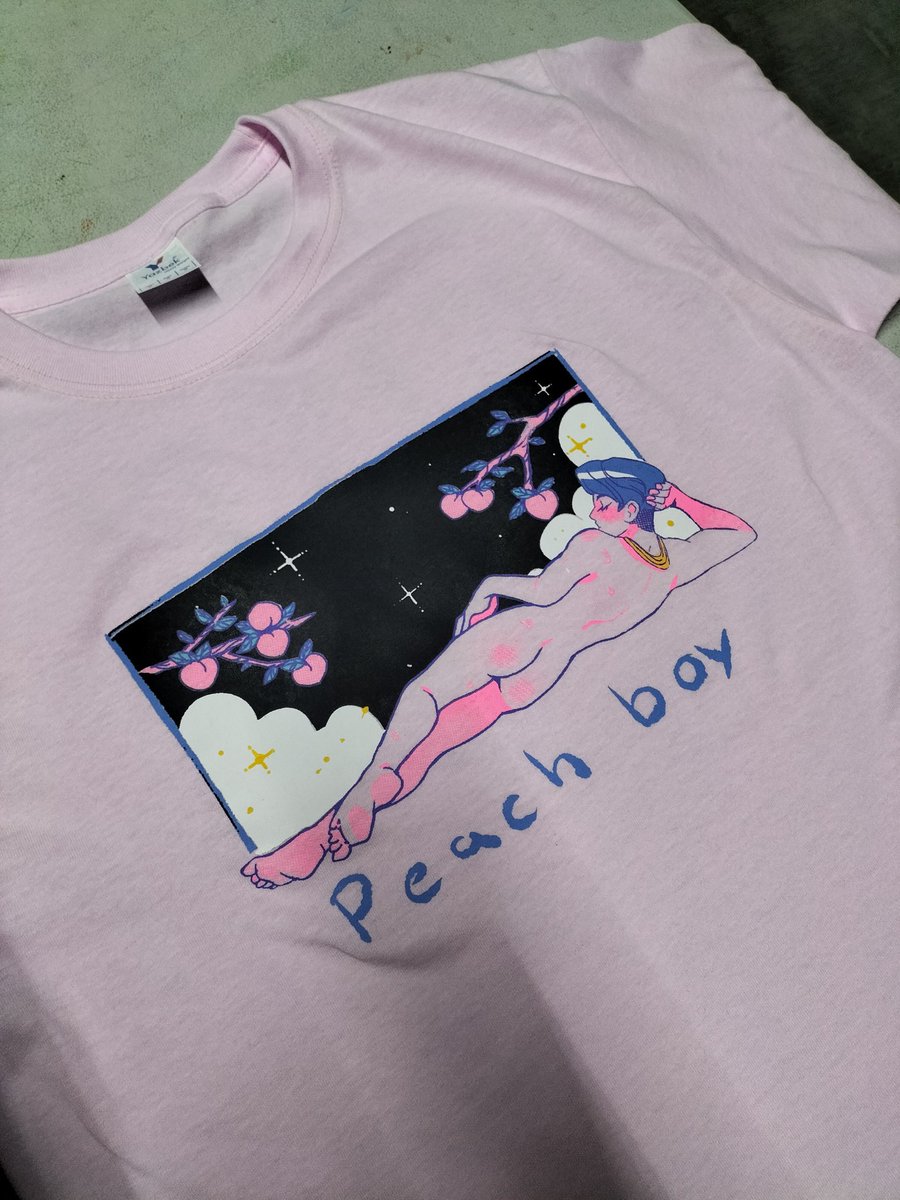 Loftcraftt's tweet photo. Tiraje para @MemaInks sobre camiseta color rosa a 7 tintas, con impresión en mangas,se hizo también sobre camisa negra, fotos en los comentarios 🐙🍑
#serigrafia #screenprint #screenprinting #pastelpink #rosapastel #Neon #neonclothes #streetwear #peach #Peaches
#peachboy #rosa https://t.co/NtVSgBLBCh