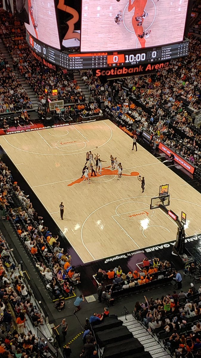 peterdanso1's tweet photo. #WNBA in the 6ix let's go!! @WNBA #WNBACanadaGame https://t.co/1EWCFZgYTv