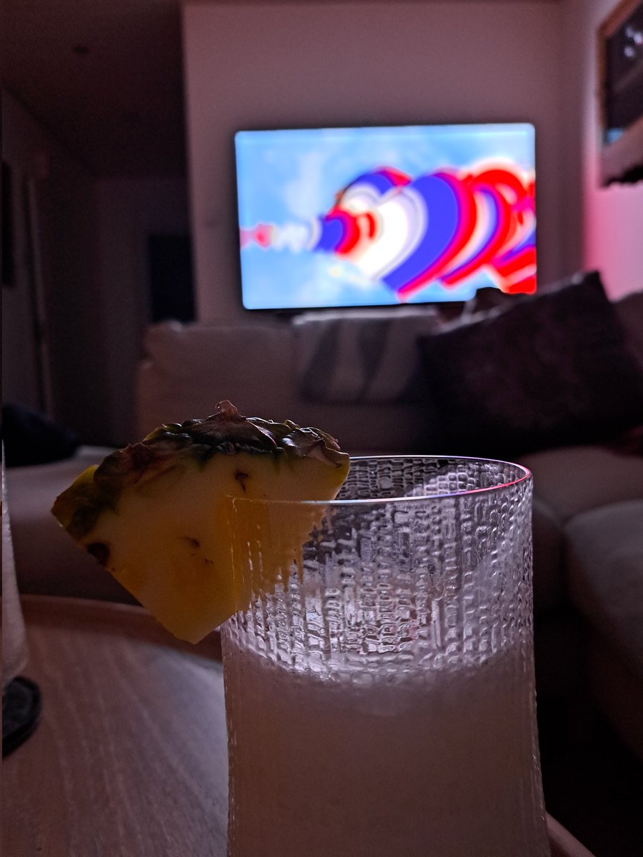 It's crazy, it's party! 
🫲🟢🟢😄🟢🟢🫱