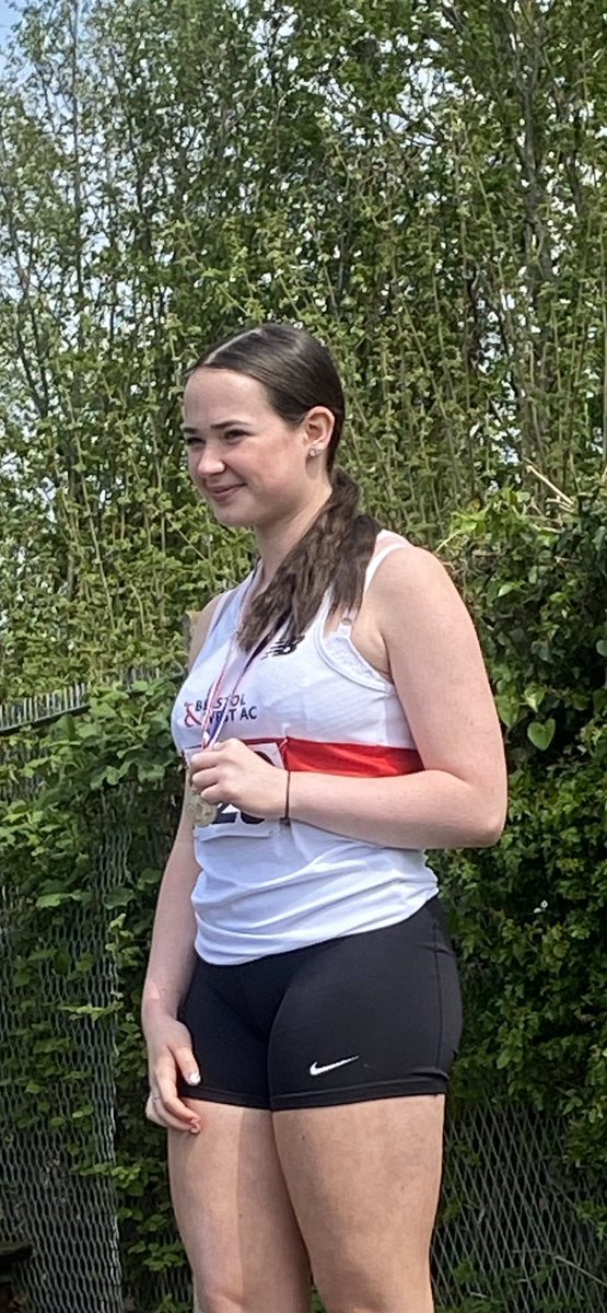 Bristolwestjnrs's tweet photo. Avon Athletics County Championships 
Shot 🥇
Well Done Saf
@BVRDownendPE 
#itsarealsport #thisgirlissporty https://t.co/VGAEBuqnZ6