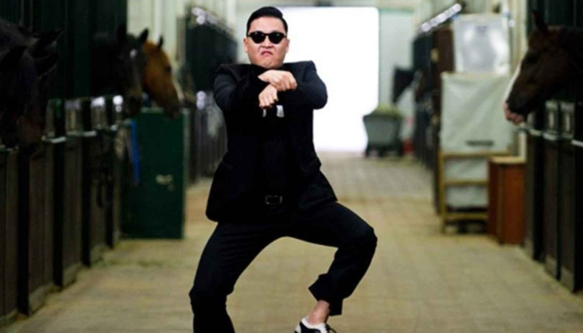 beaGarVa's tweet photo. Finlandia me ha recordado mucho a gangnam style #Eurovision https://t.co/vK3hapteOu