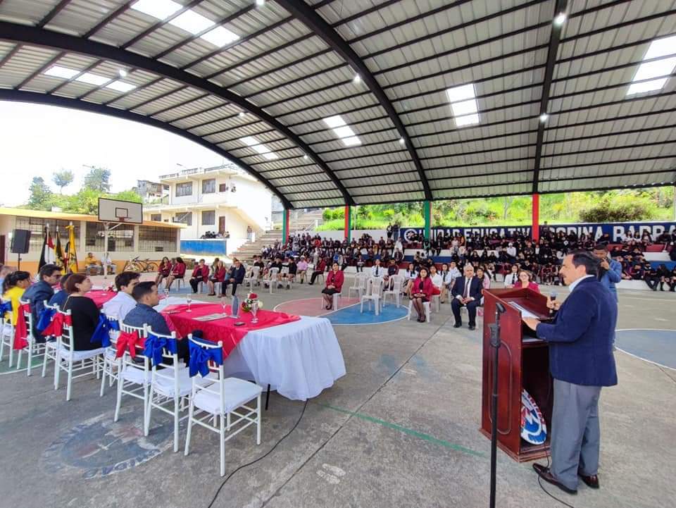 VinicioColomaR's tweet photo. "VISÍTA A LA U .E .CORINA PARRAL DE V. I.

Quiero expresar mi gratitud a los personeros de la Unidad Educativa Corina Parral de Velasco Ibarra, en la ciudad de Chimbo, por invitarme a ser participe de la entrega de la CUBIERTA TIPO COLISEO,  construída en la Institución. https://t.co/mxi4aR6IA6