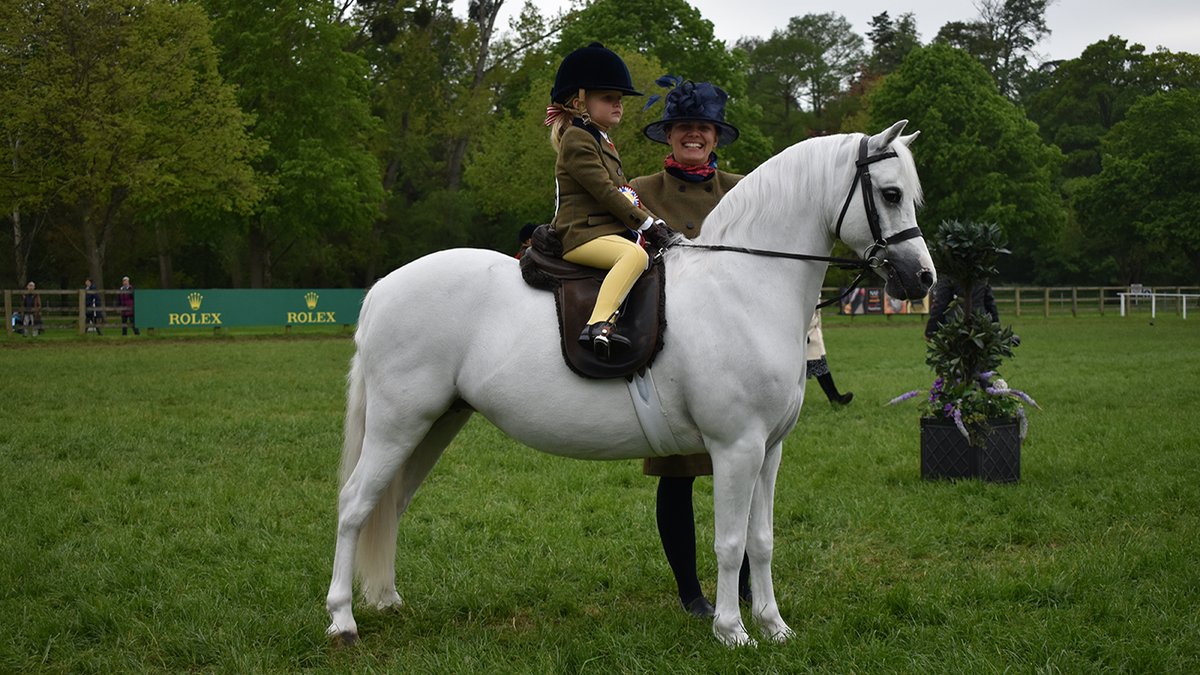 Horse & Hound tweet media