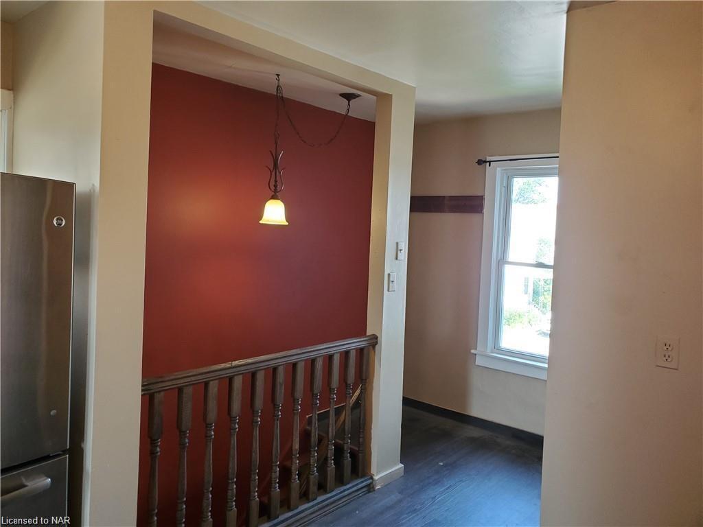 Do you know someone looking for a great #property in #Welland?   #realestate tour.royallepage.ca/home/AMJ3H4