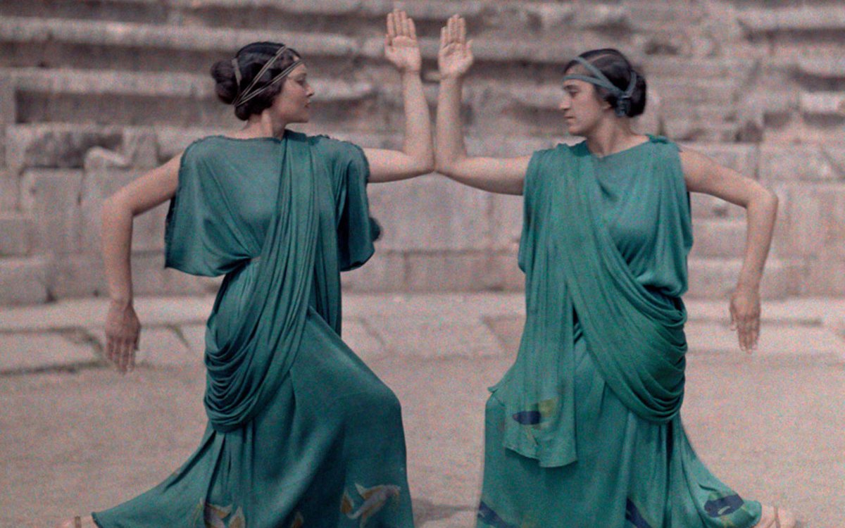 ghostofhellas's tweet photo. Two actresses at Delphi Festival adorn costumes of classical Greece, December 1930. https://t.co/FNsXsgcomj