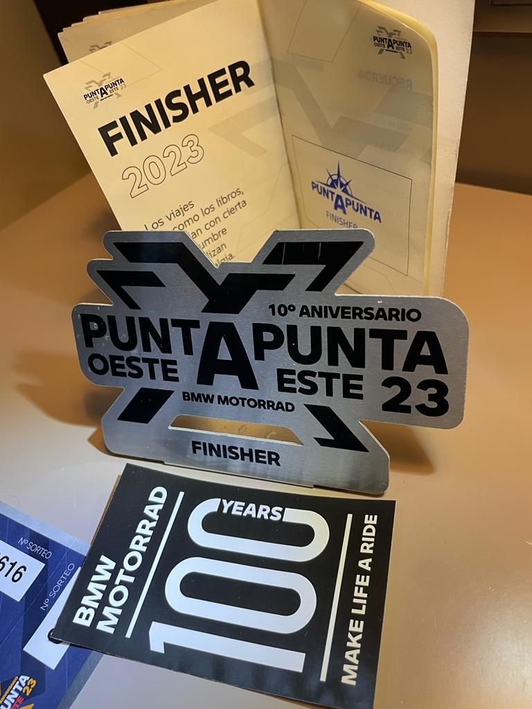 DosRodes's tweet photo. ¡¡🏅PuntApunta finalizado🏅!! ¡Enhorabuena equipo 😁👍! ¡Eficiencia y resolución han sido vuestros emblemas en cada una de las etapas 💪😠! ¡Ahora una merecida cena y un gratificante descanso! ¡Habéis estado geniales 😉👌!

#puntapunta2023 #puntApunta https://t.co/vO8tsJSQI5