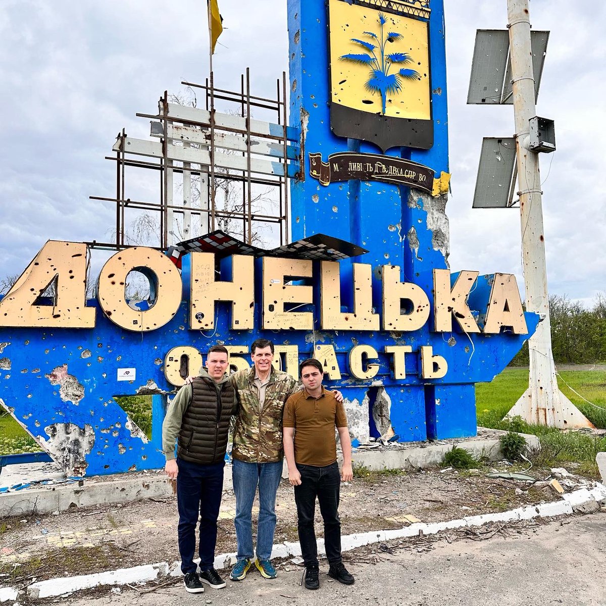 Another trip to the frontline 🇺🇦 with <a href="/UkraineFocus/">Ukraine Focus</a> 🇺🇸 <a href="/repbrock/">Brock Bierman</a> 
More aid, motivation and great meetings with true heroes