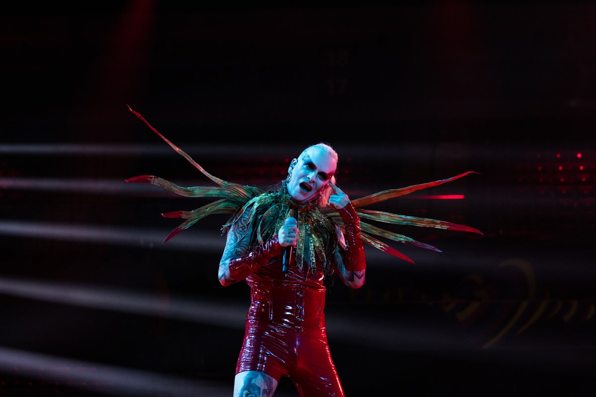 RadioTime tweet media