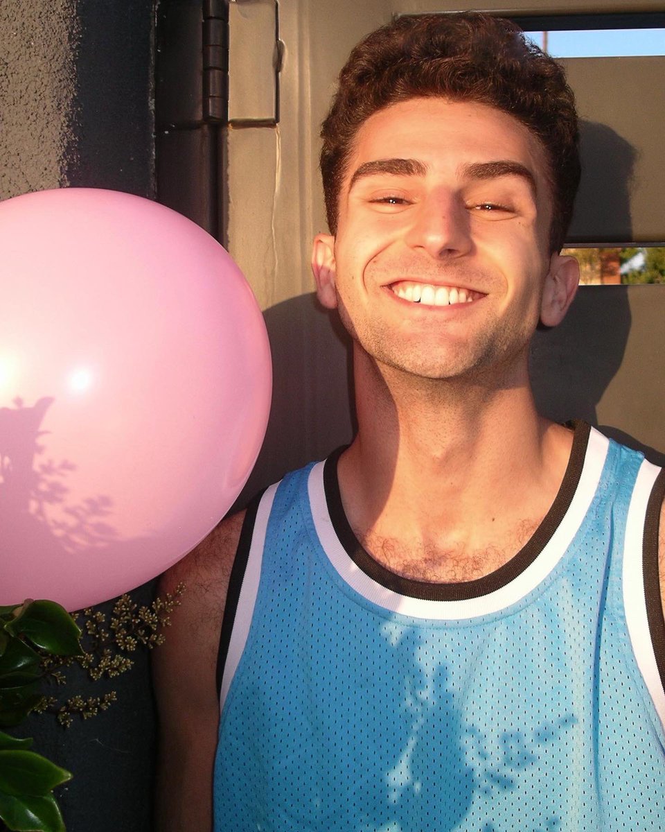 twaimz's tweet photo. 20ᵃᵗᵉᵉᵉᵉᵉ https://t.co/YPfD7CX2xQ