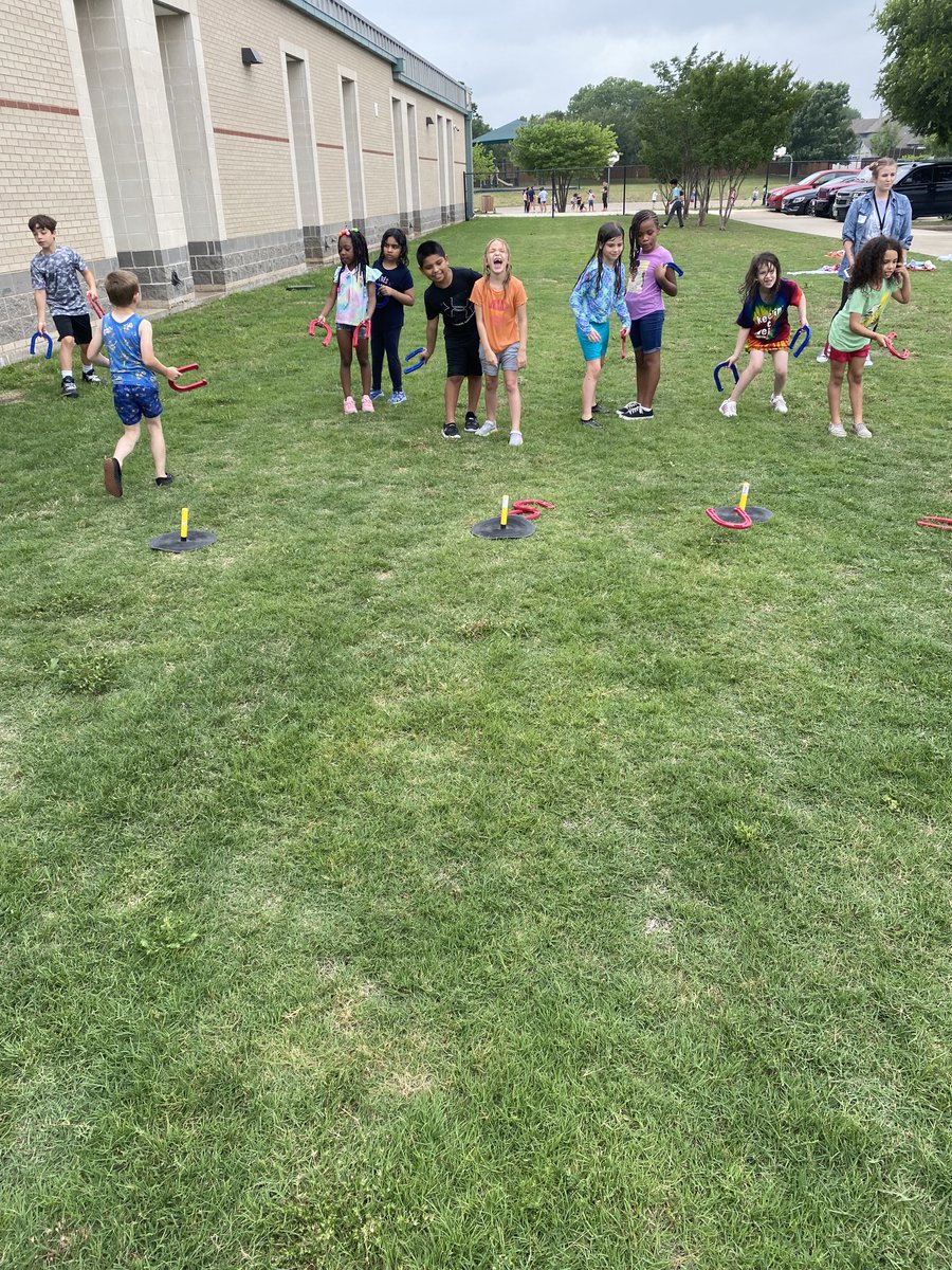 We had so much fun at field day! I love making memories like these ❤️ #mcneilelem #misdliveskind